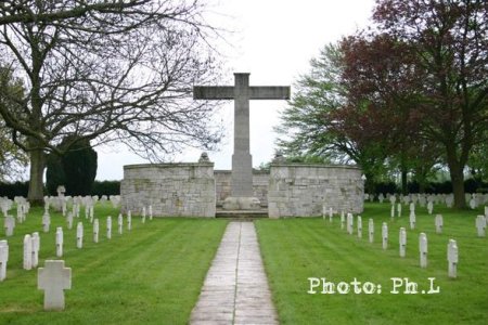 Photo du cimetière militaire de Solesmes
